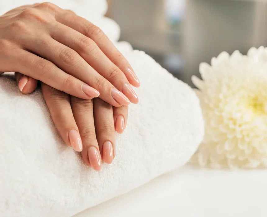 healthy-beautiful-manicure-blossom-flowers healthy-beautiful-manicure-blossom-flowers
